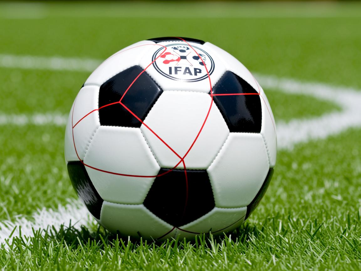 九游娱乐官网-尤文图斯以防反战术化解强队威胁,尤文图斯防守战术 第2张